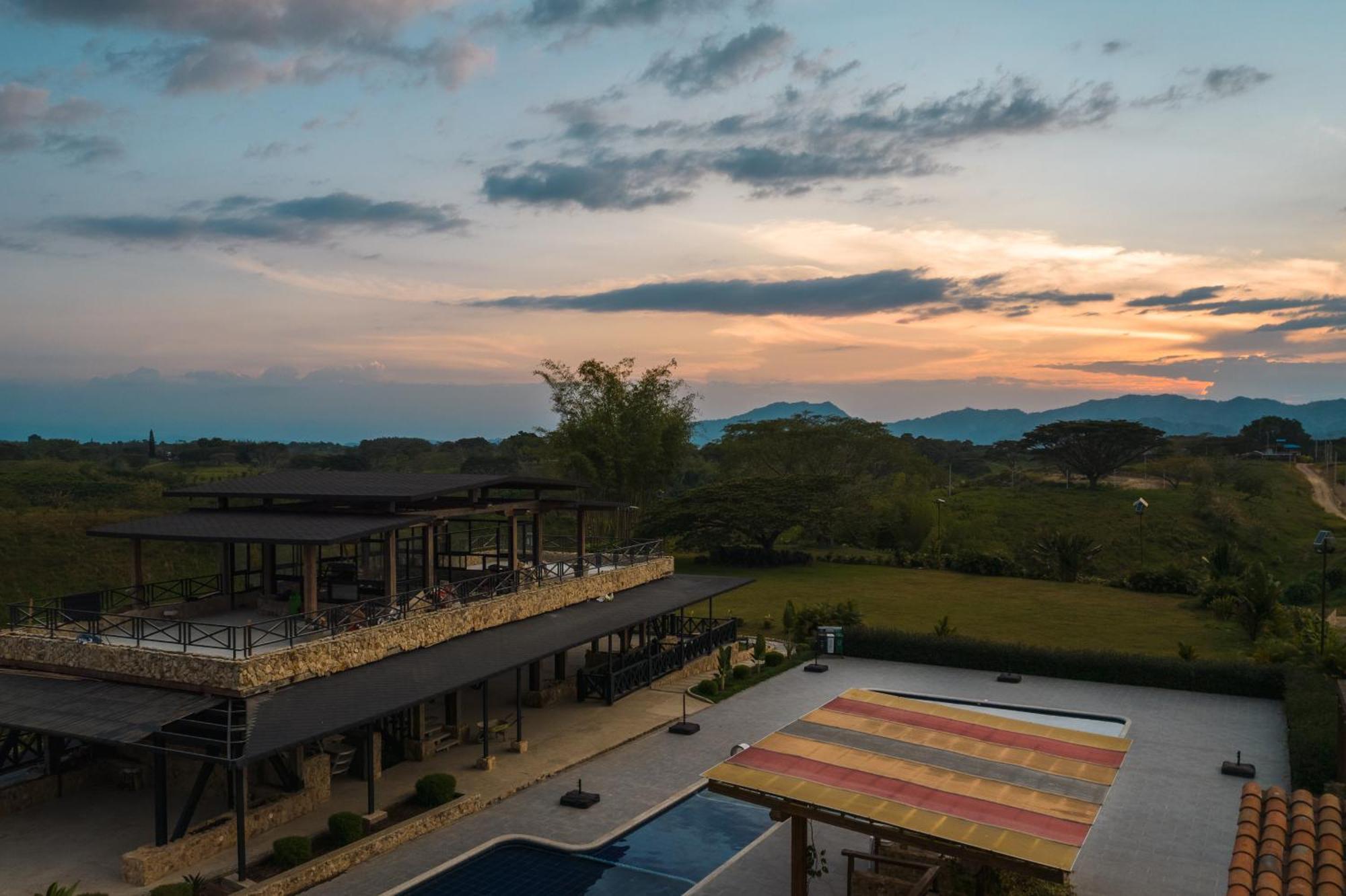 Hotel El Cielo En La Tierra Alcala ภายนอก รูปภาพ