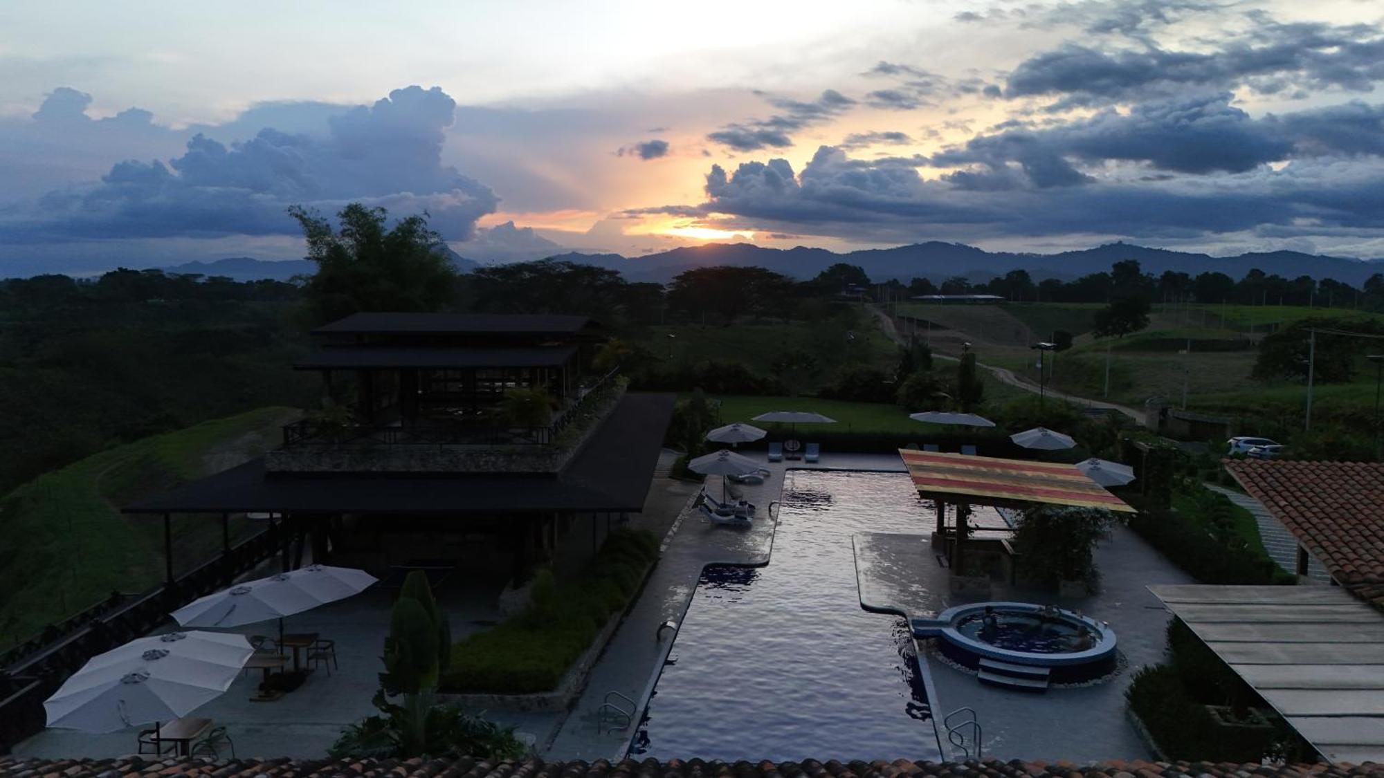 Hotel El Cielo En La Tierra Alcala ภายนอก รูปภาพ